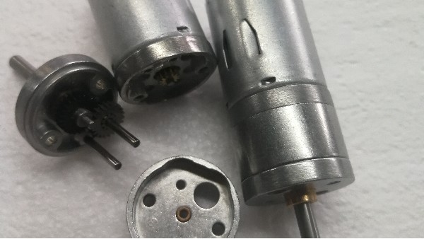 深圳齒輪減速電機(jī)電機(jī)廠家為您揭秘:齒輪減速電機(jī)