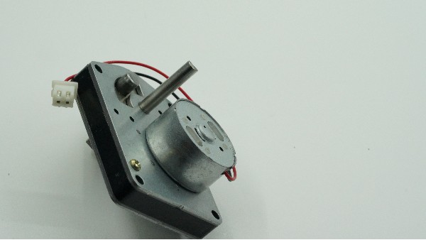 深圳減速電機(jī)廠家為您介紹：塑料齒輪減速電機(jī)的特點(diǎn)和應(yīng)用領(lǐng)域。