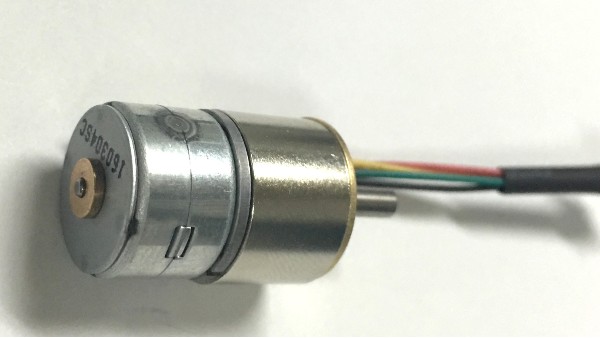 深圳減速步進(jìn)電機(jī)廠家為您揭秘:什么情況下使用減速步進(jìn)電機(jī)?