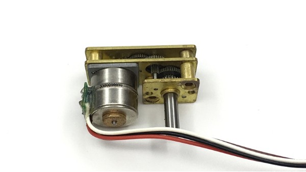 深圳步進(jìn)電機(jī)減速器電機(jī)廠家?guī)?認(rèn)識(shí)步進(jìn)電機(jī)